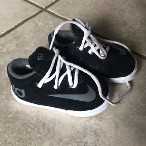 Baby Nike Shoes 🖤